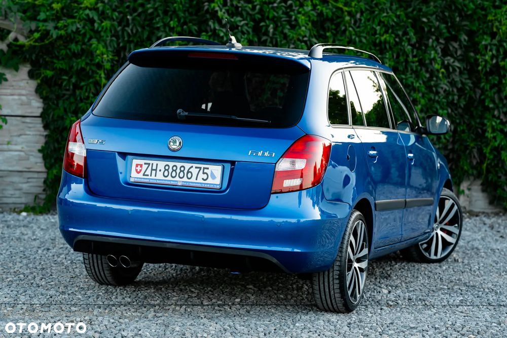 Skoda Fabia 1.4 TSI DSG RS - 9