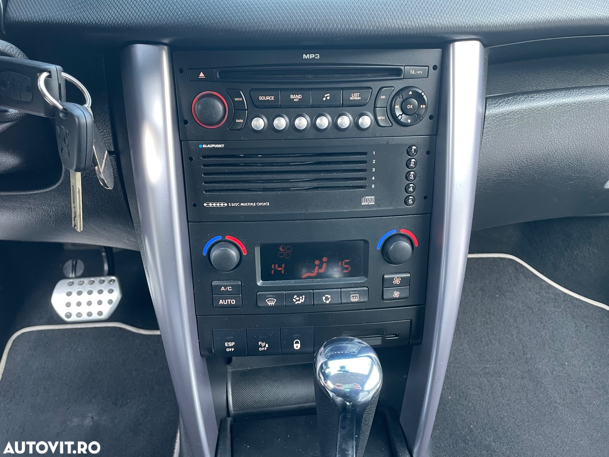 Peugeot 207 120 Automatik Premium - 22