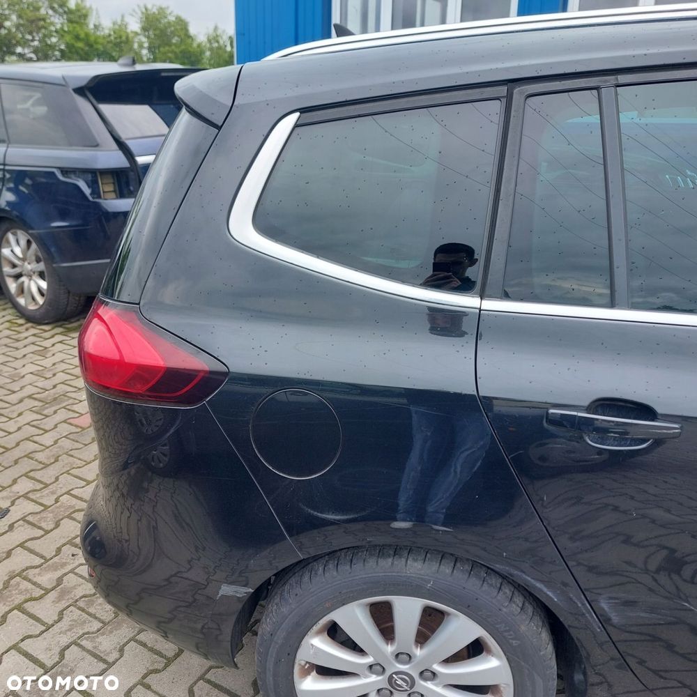 OPEL ZAFIRA C III 2014 1.6CDTi prawy błotnik tył - 2