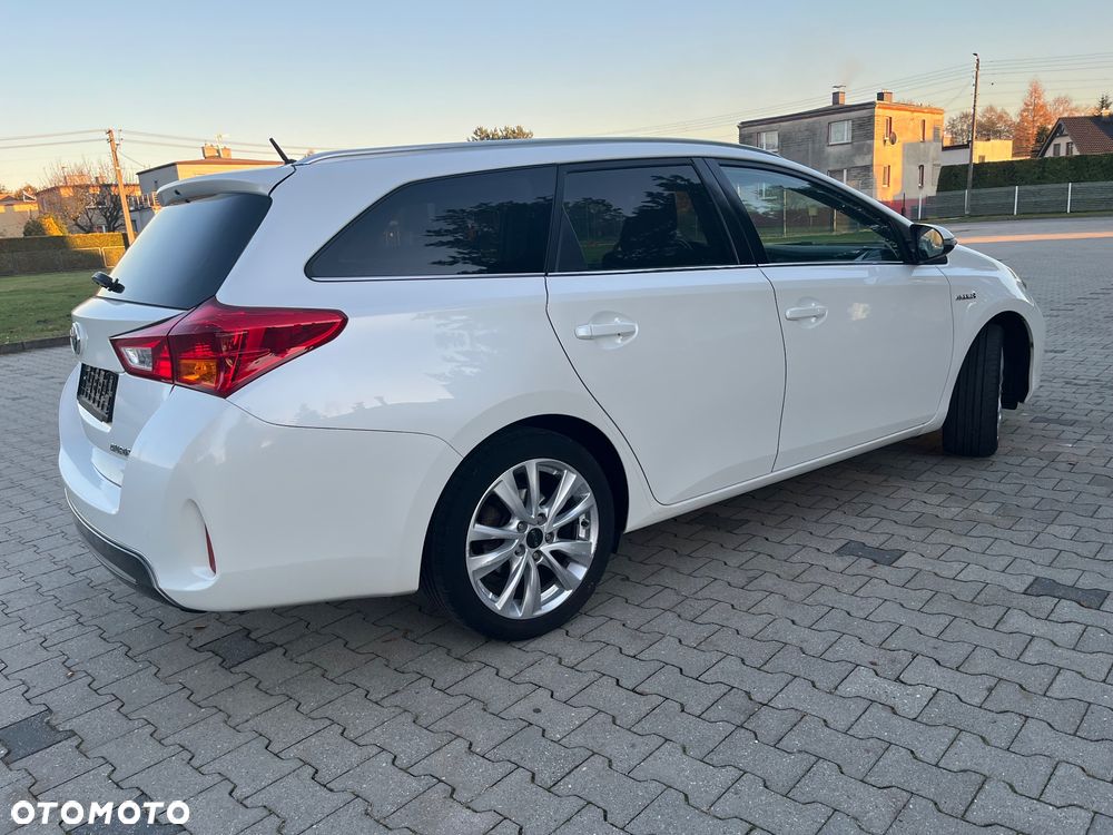 Toyota Auris - 24