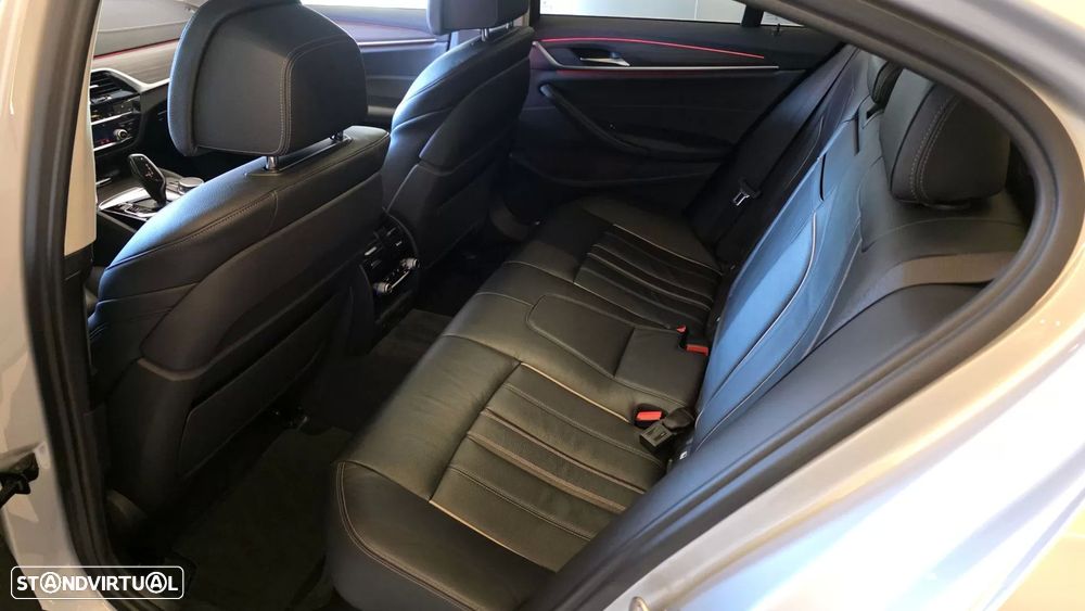 BMW 530 e iPerformance Line Luxury - 48