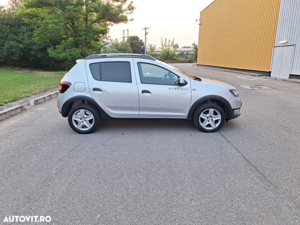 Dacia Sandero Stepway TCe 90 Prestige - 4