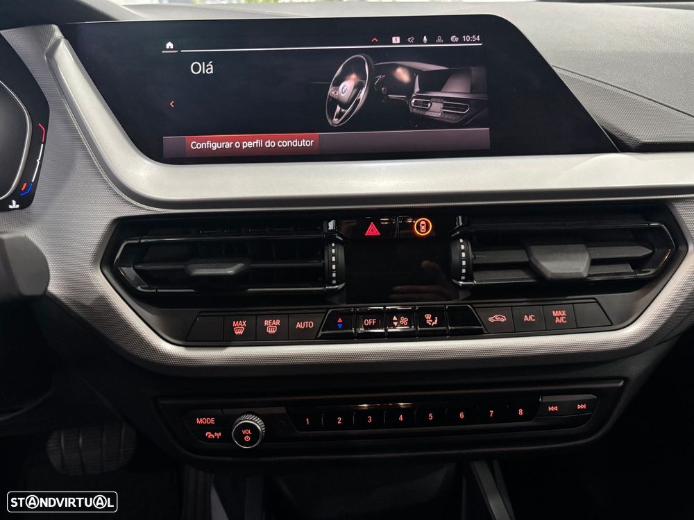 BMW 116 d Corporate Edition Auto - 14