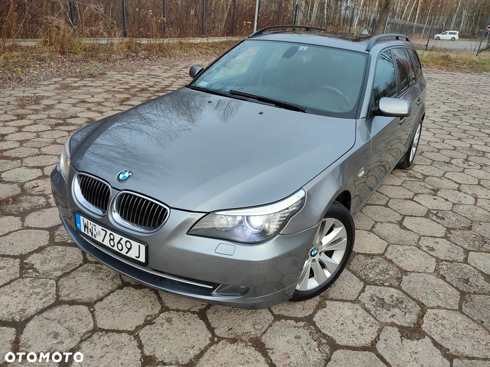 BMW Seria 5 530i xDrive - 24