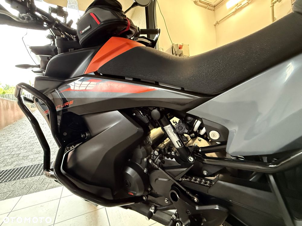 KTM Adventure - 25