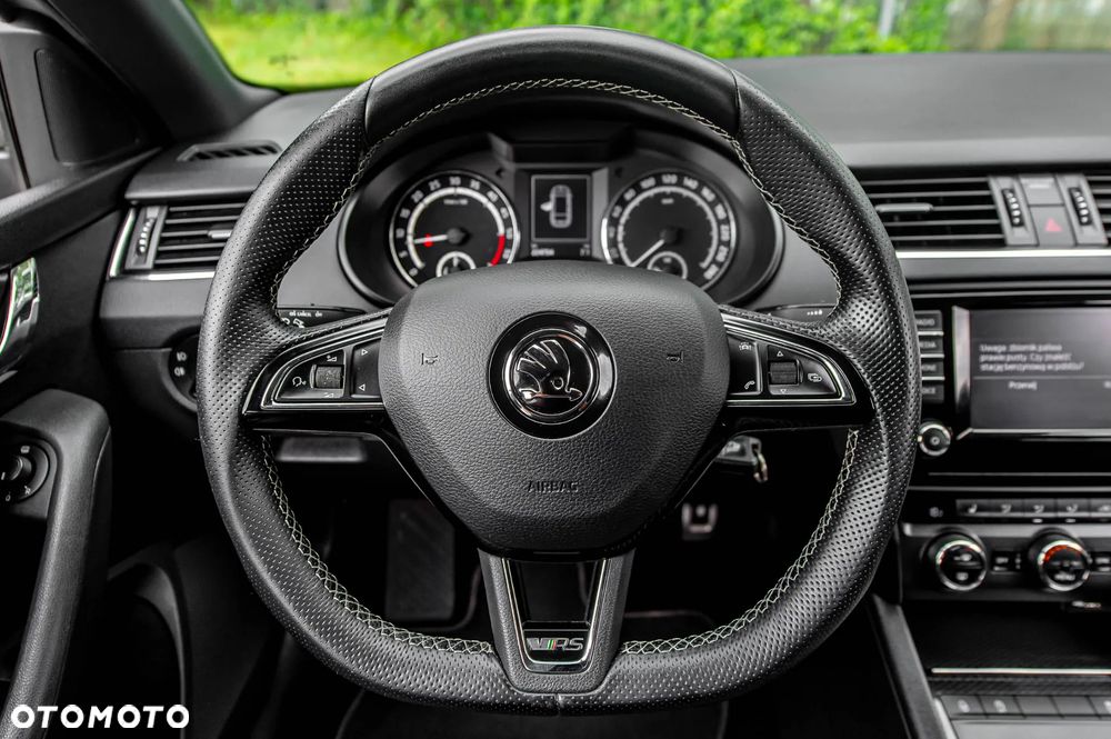 Skoda Octavia 2.0 TDI RS - 23