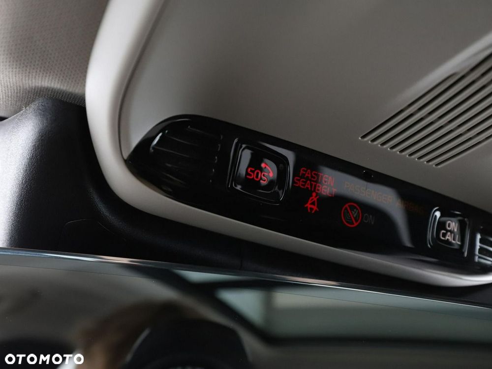 Volvo XC 60 T6 AWD Recharge Geartronic Inscription Expression - 38