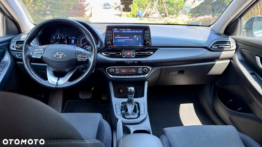 Hyundai i30 1.6 D Comfort DCT - 7