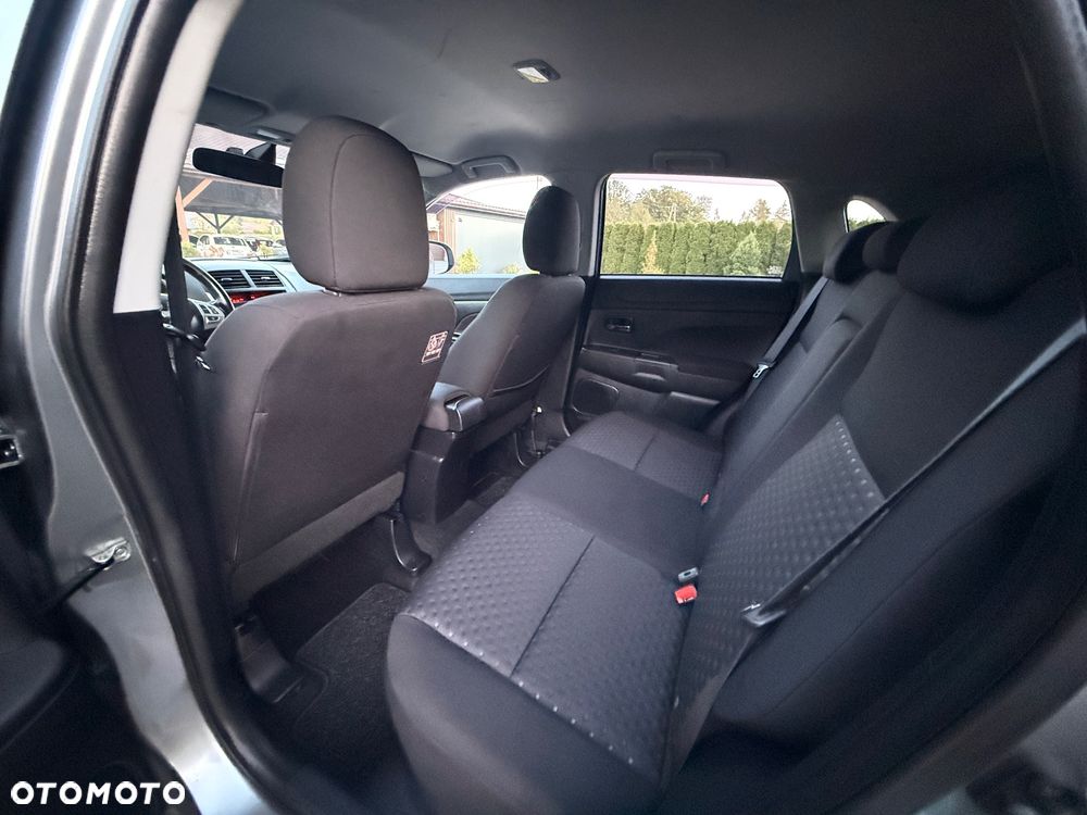 Mitsubishi ASX - 15