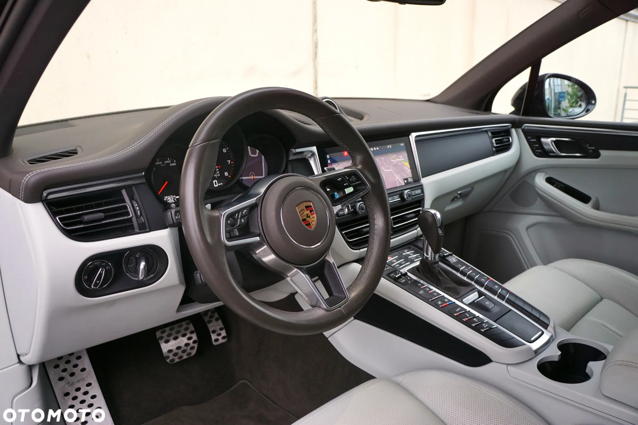 Porsche Macan Standard - 15