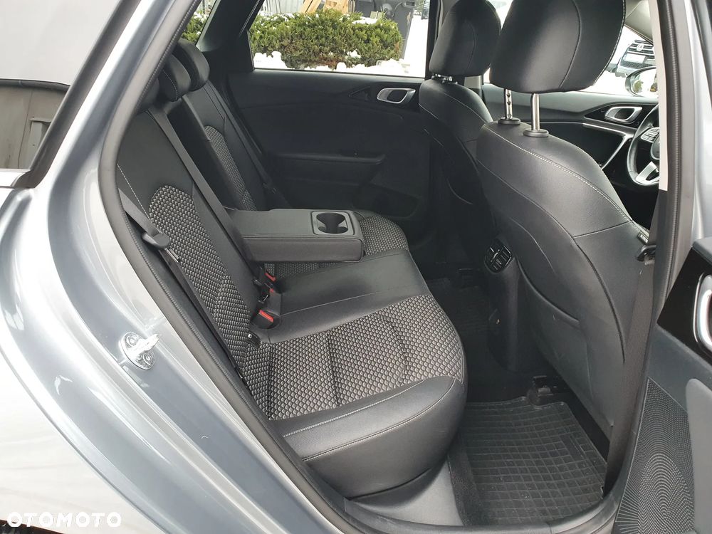 Kia Ceed 1.5 T-GDI Tribute - 25