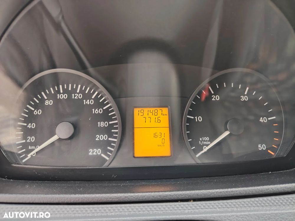 Mercedes-Benz Vito - 9