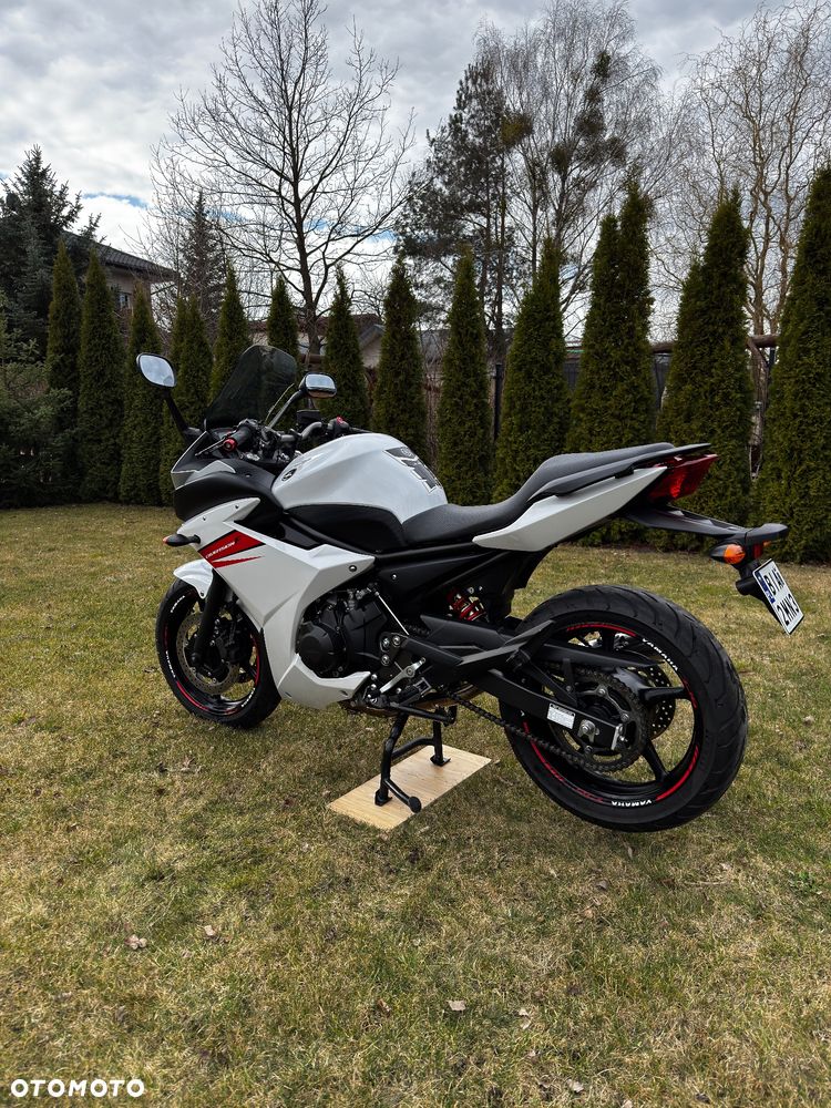 Yamaha XJ - 9