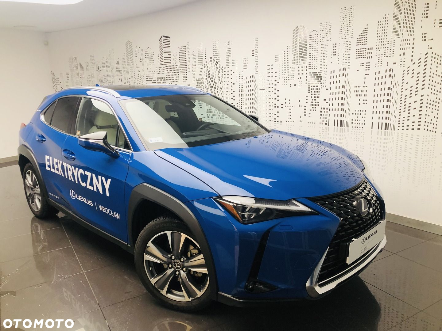 Lexus UX - 2