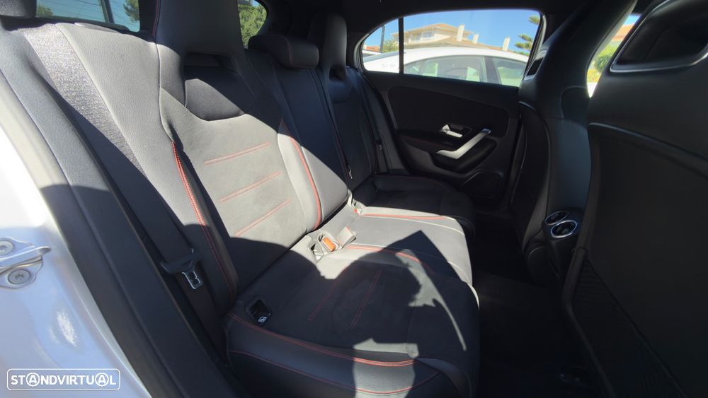Mercedes-Benz A 180 d 7G-DCT AMG Line - 31