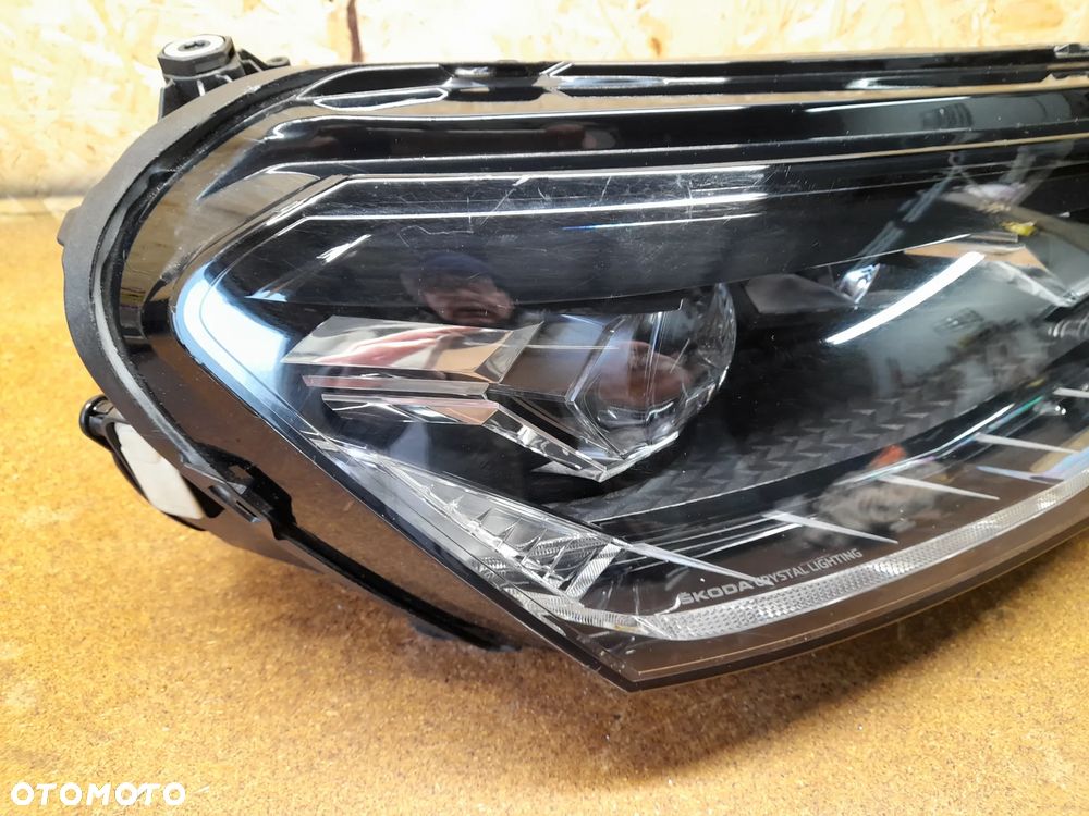 SKODA FABIA 4 IV LAMPA PRAWA FULL LED PRZEDNIA PRZÓD 6VB941016A - 2