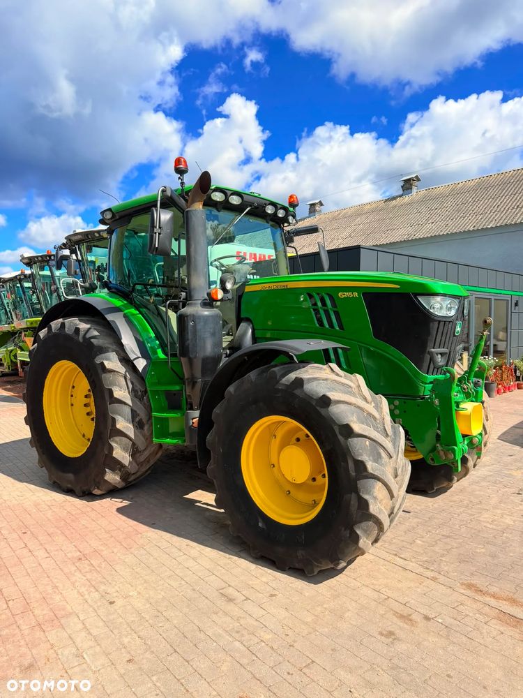 John Deere 6215R - 10