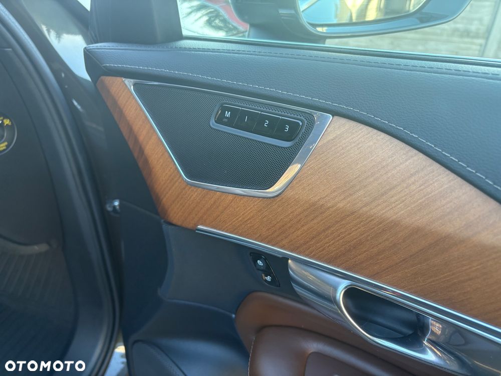 Volvo XC 90 D5 SCR AWD Inscription - 10