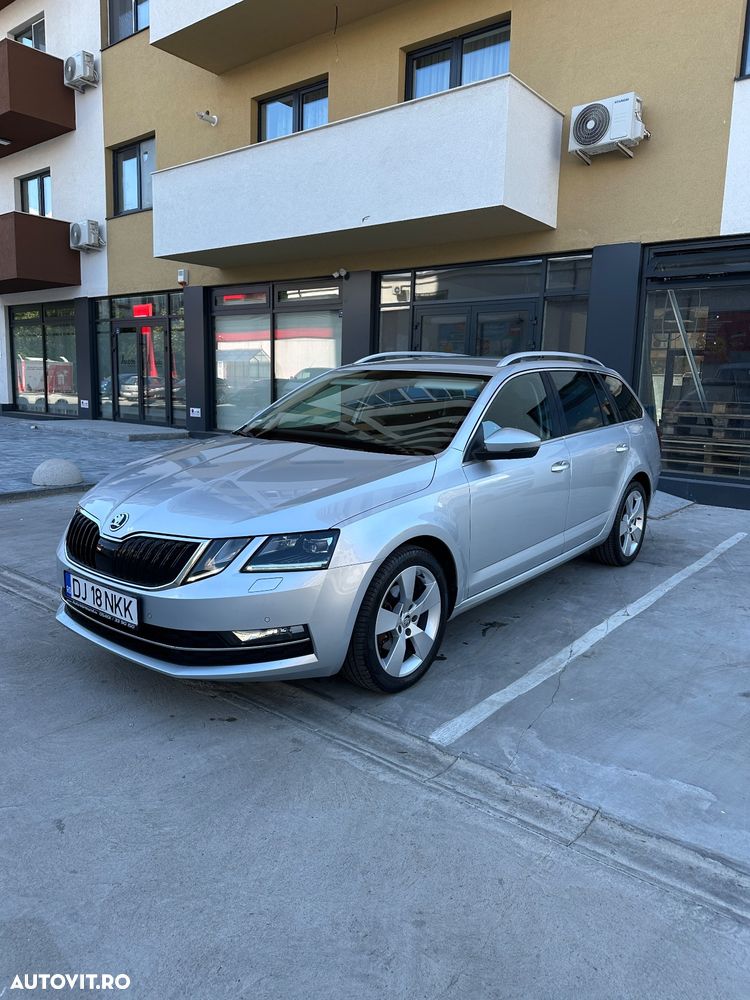 Skoda Octavia Combi Diesel 2.0 TDI Style - 1
