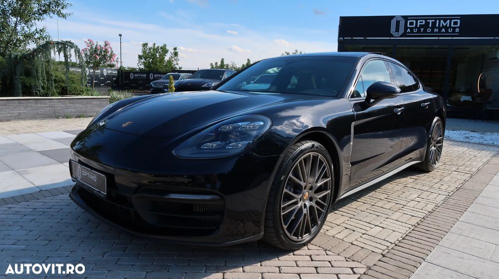 Porsche Panamera 4 Platinum Edition - 1