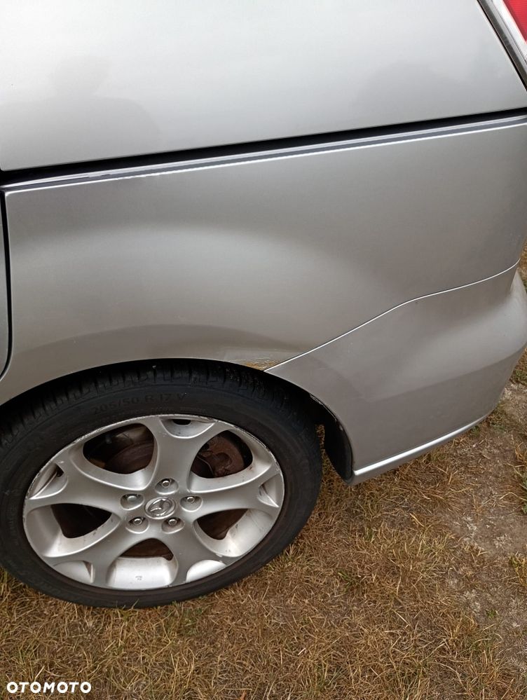 Mazda 5 - 6