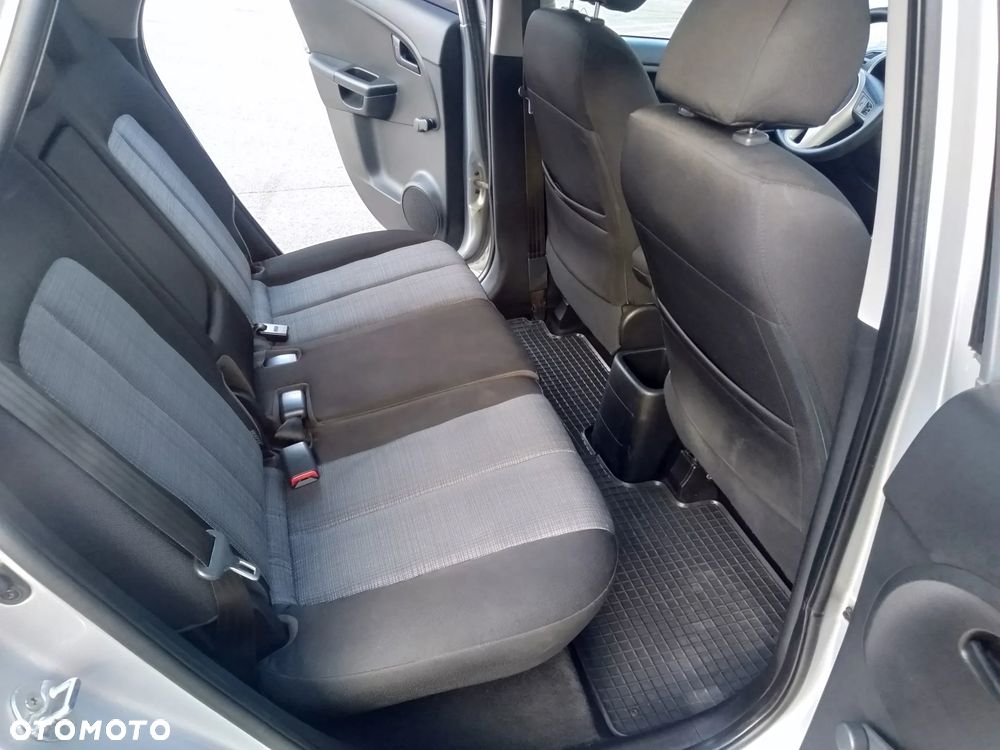 Kia Venga 1.4 L - 13