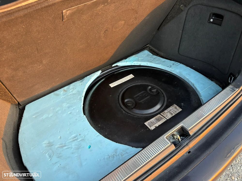 Audi A4 Avant 1.8 Turbo Sport - 14