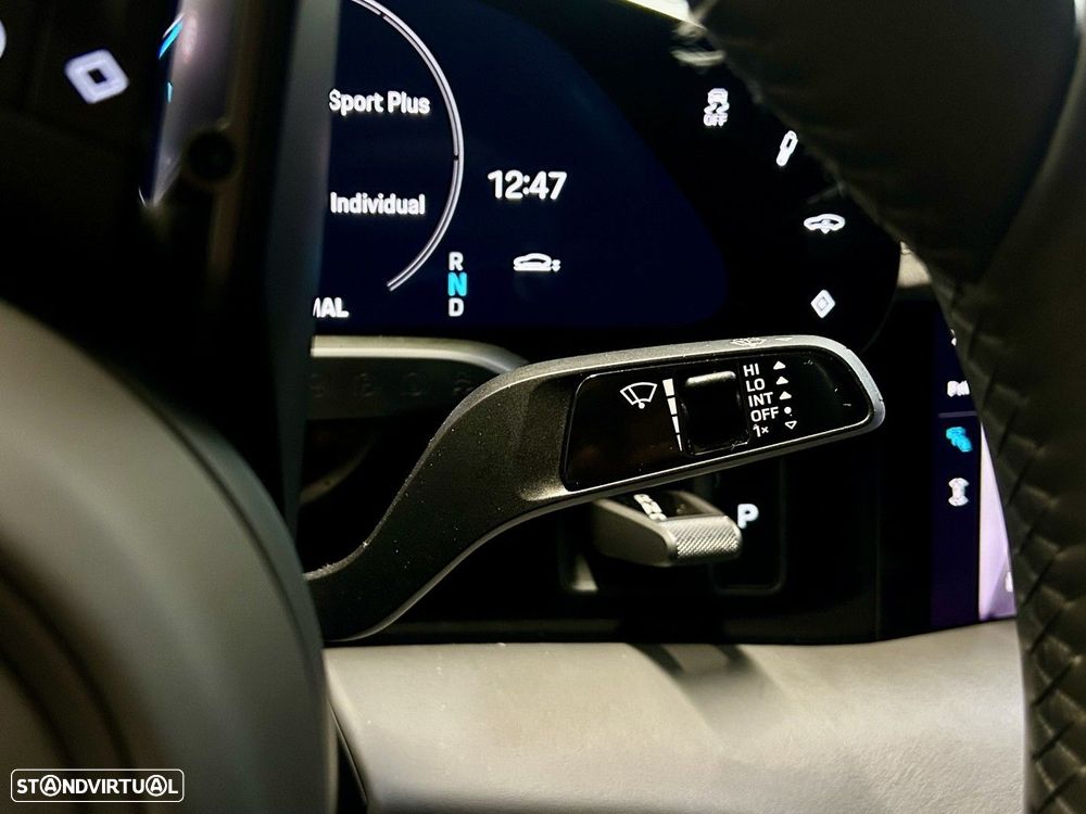 Porsche Taycan Turbo - 34