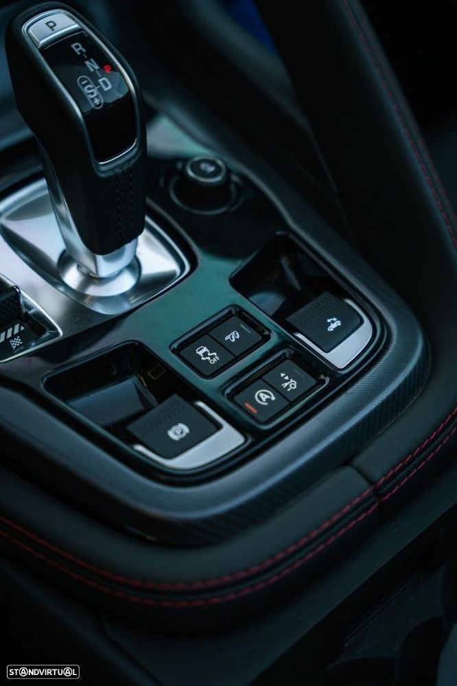 Jaguar F-Type 5.0 V8 S/C R AWD - 18