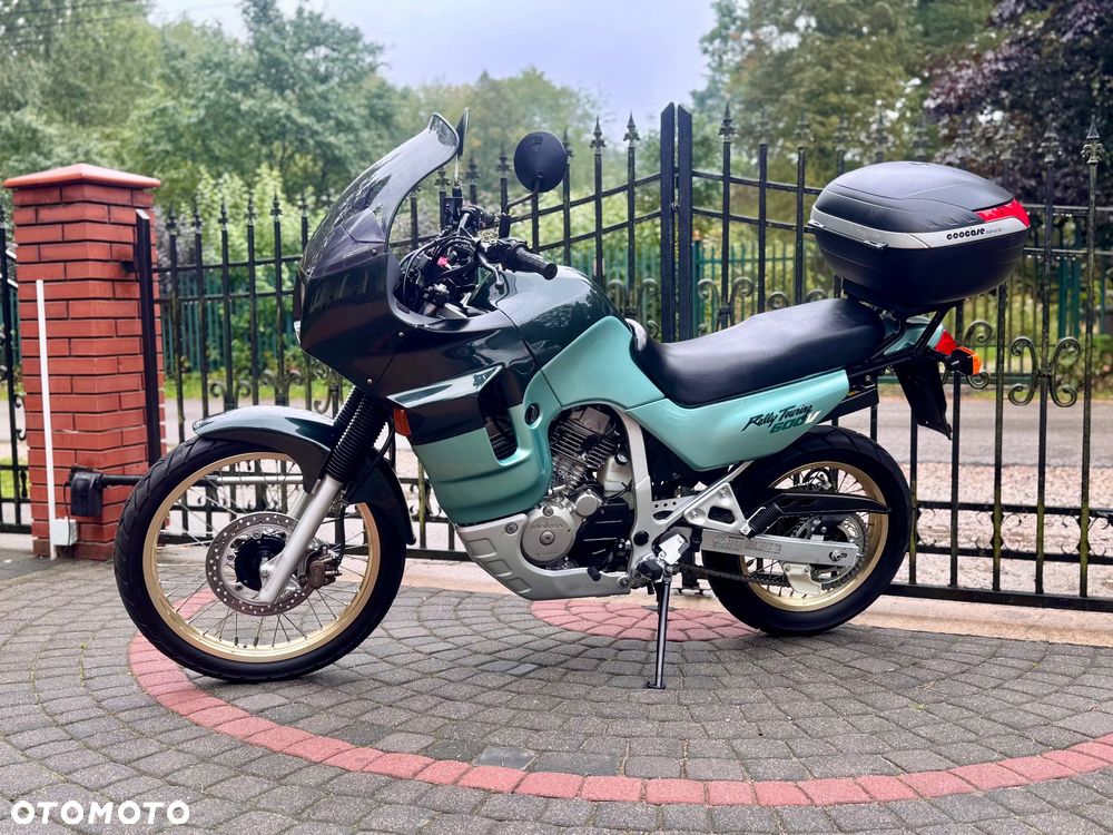 Honda XL - 6