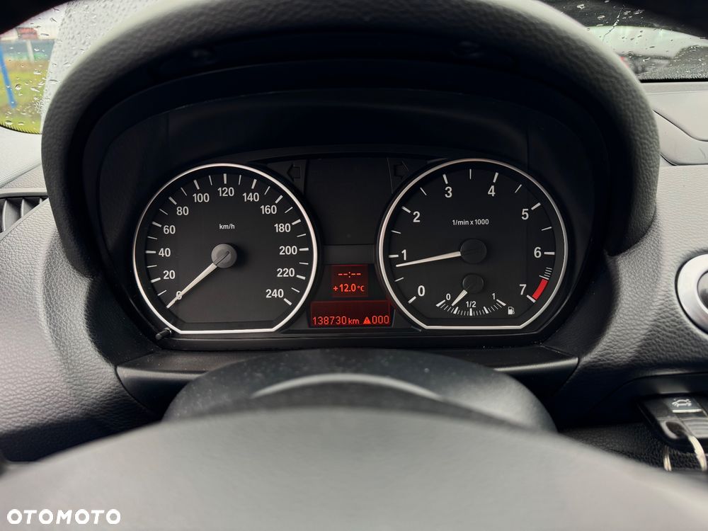 BMW Seria 1 116i - 13