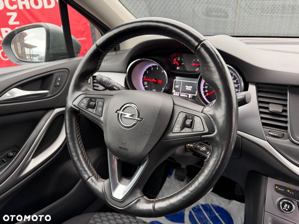 Opel Astra 1.4 Turbo Start/Stop Business - 19