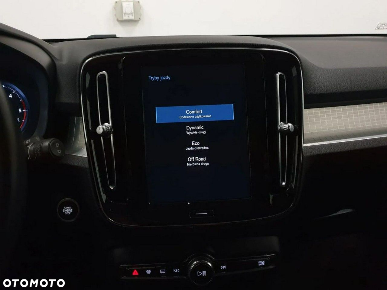 Volvo XC 40 D3 R-Design - 23