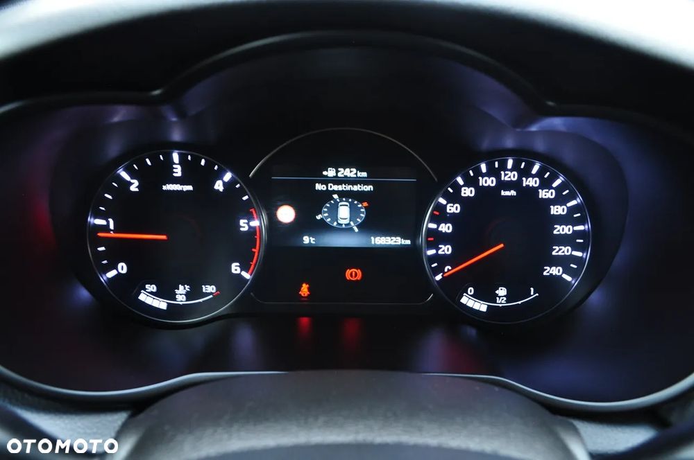 Kia Carens 1.7 CRDi 141 ISG Vision - 16