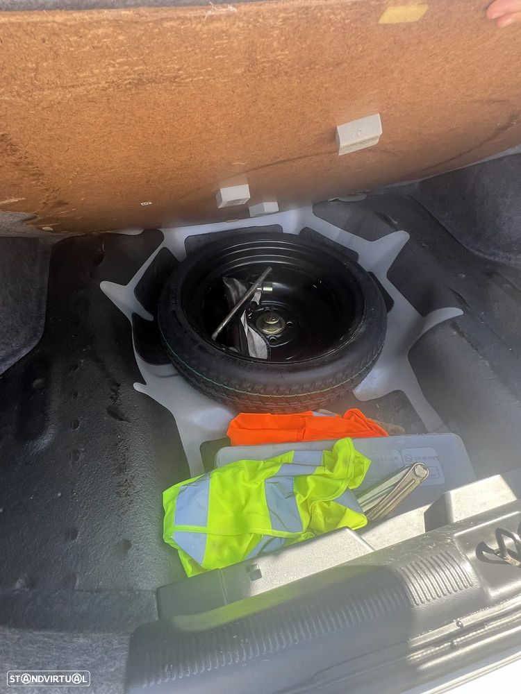 Honda Civic 1.4 LS AC - 19