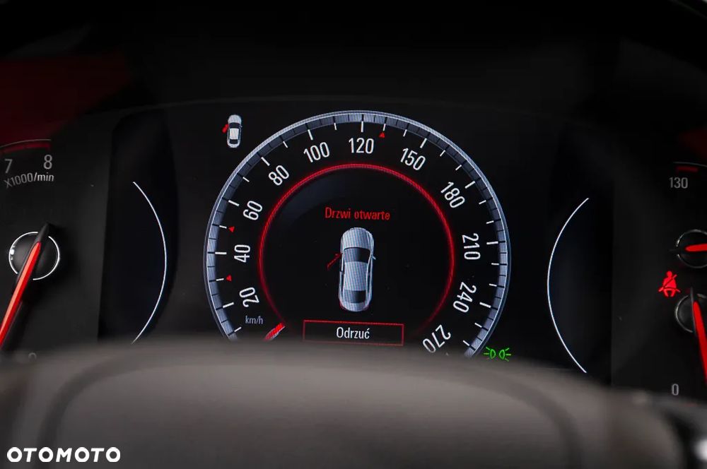 Opel Insignia 2.0 T Cosmo 4x4 EU6 - 27