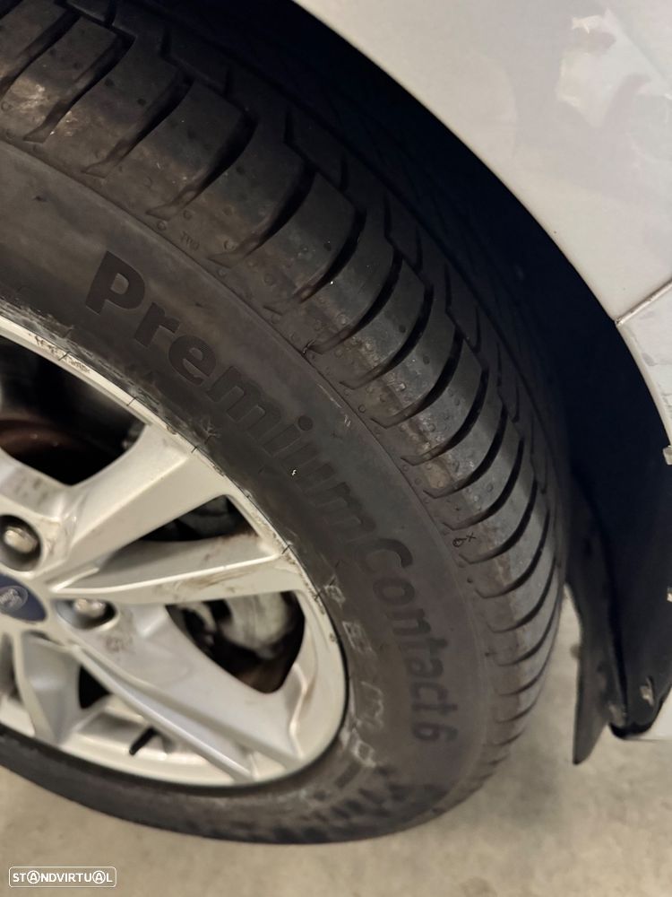 Ford S-Max 2.0 TDCi Titanium - 14