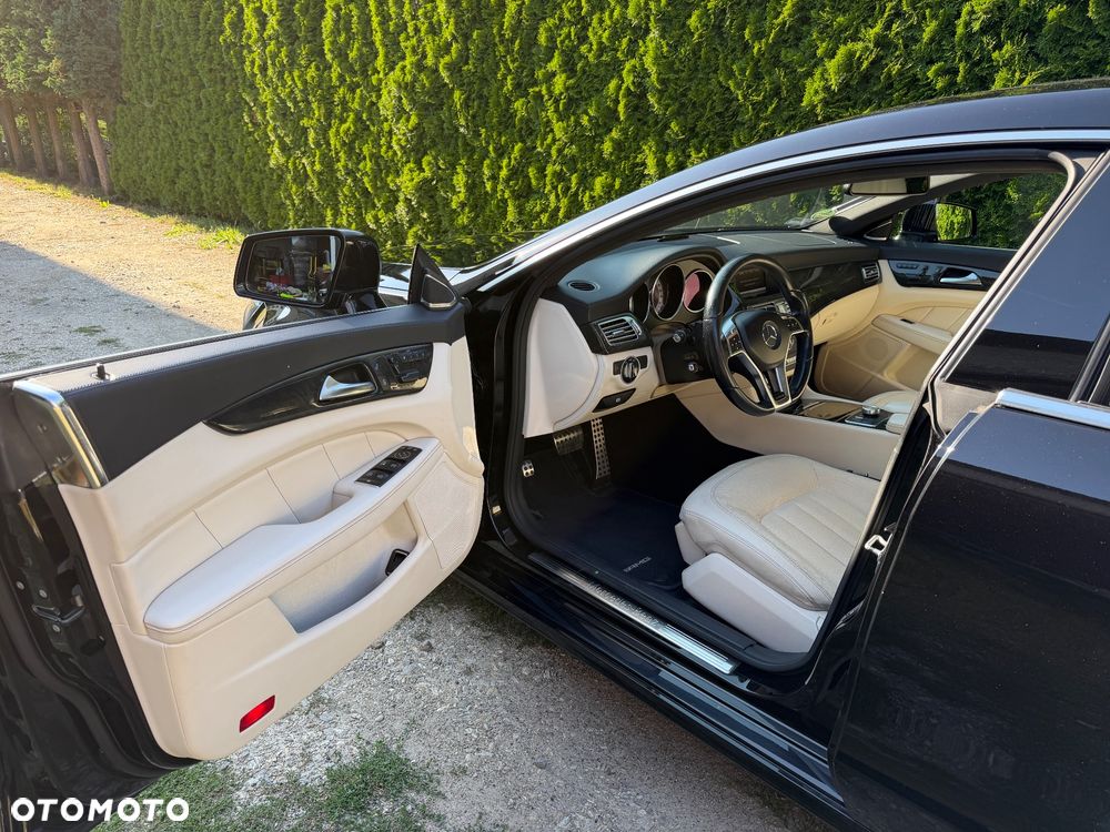 Mercedes-Benz CLS 350 CDI 4-Matic BlueEff - 8