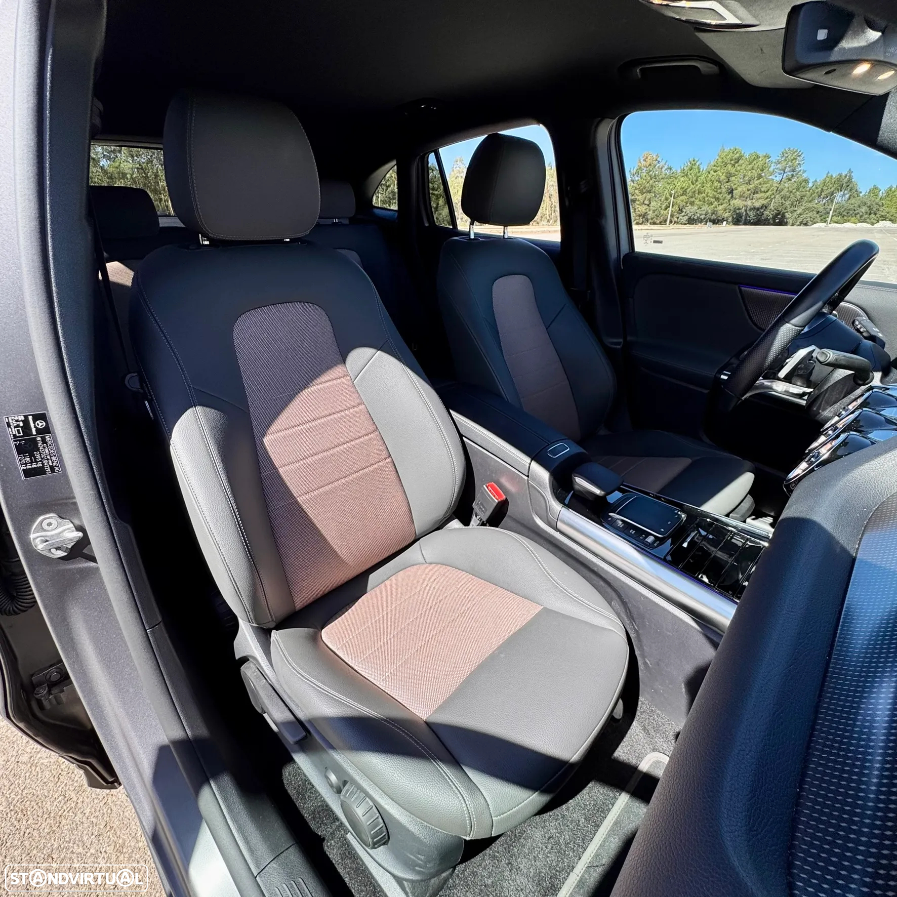 Mercedes-Benz EQA 250+ Electric Art - 27