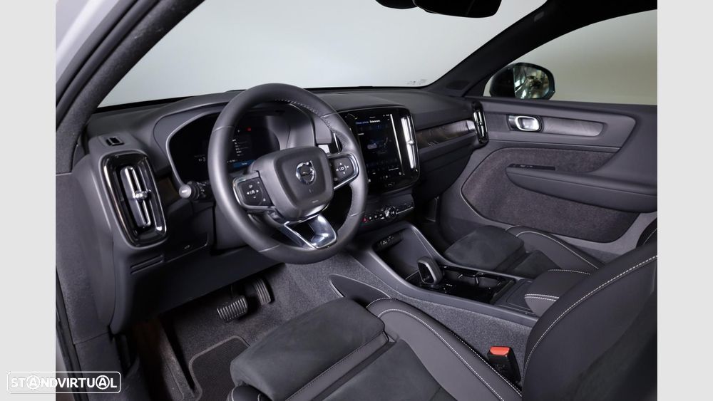 Volvo C40 Recharge Extended Range Plus - 10