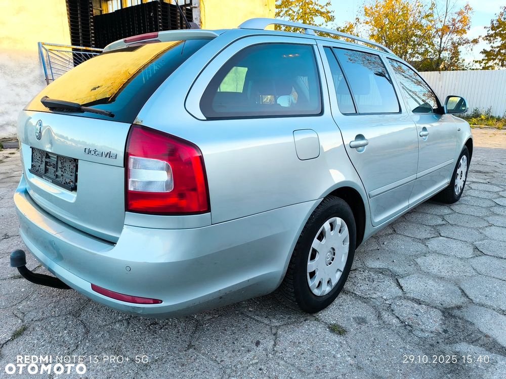Skoda Octavia 1.8 TSI DSG Laurin & Klement - 5