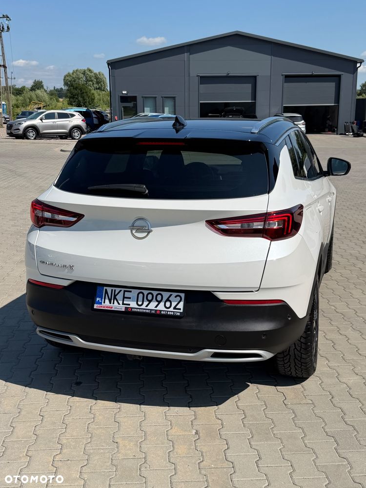 Opel Grandland X 1.2 T GPF Innovation S&S - 10