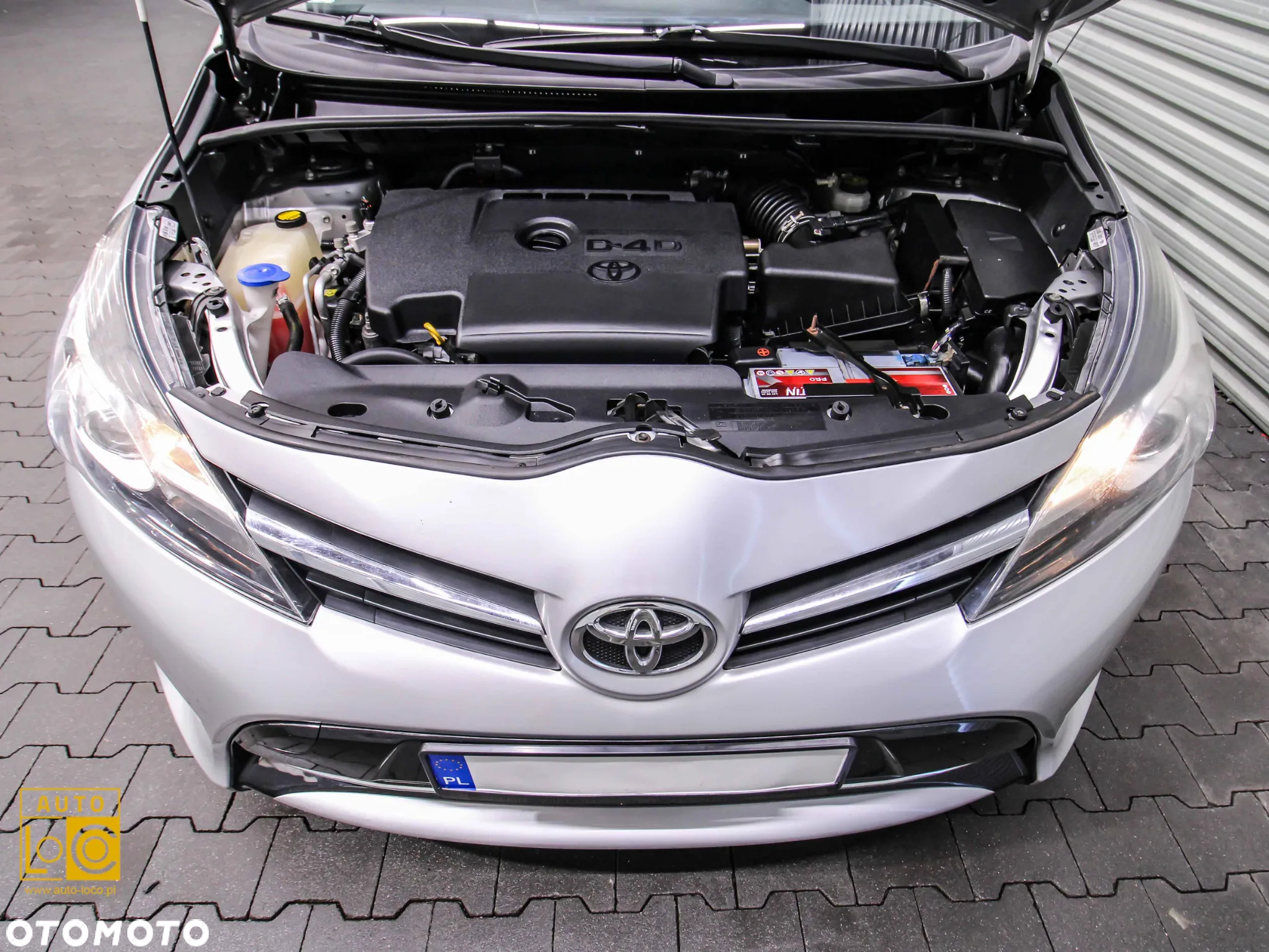 Toyota Verso 2.0 D-4D Premium - 14
