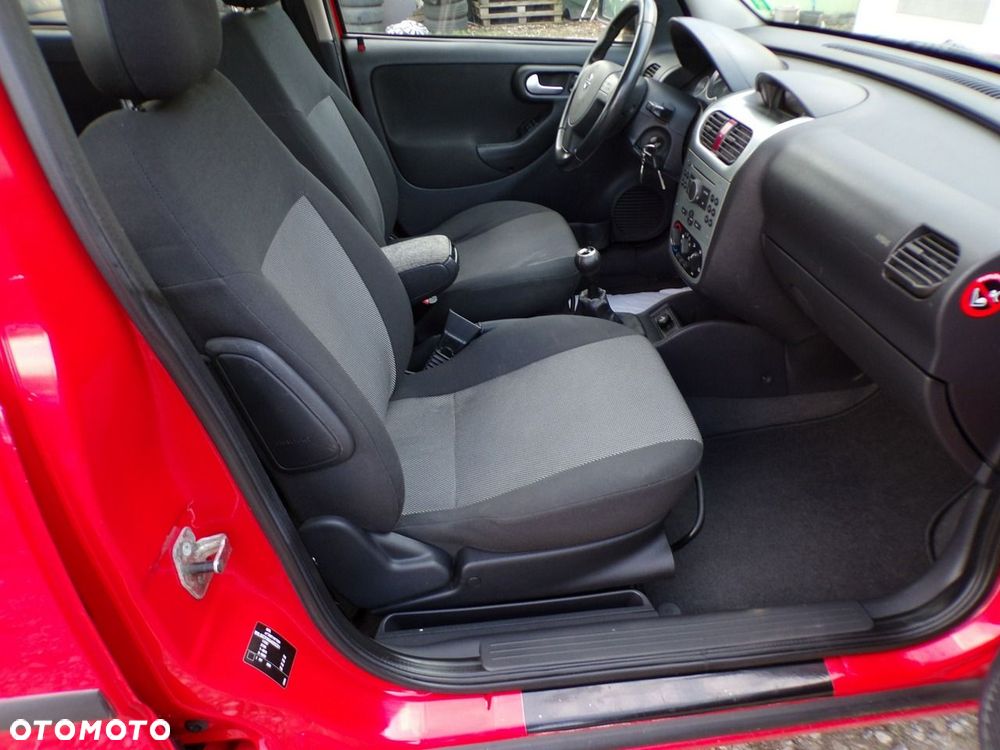 Opel Combo - 24