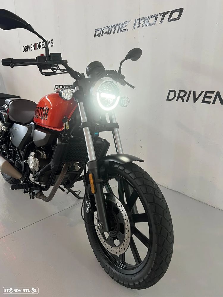 QJ Motor SRV 125 - 4