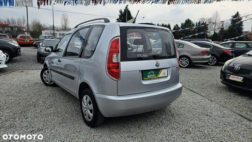 Skoda Roomster 1.4 16V Comfort - 11