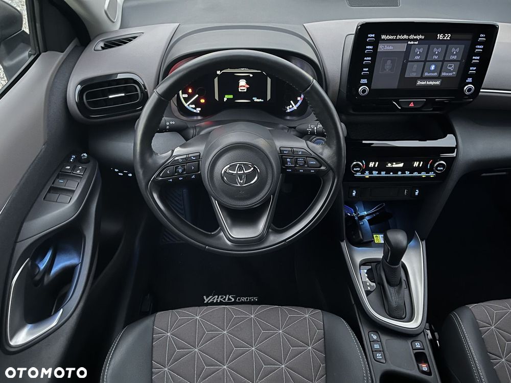 Toyota Yaris Cross - 15