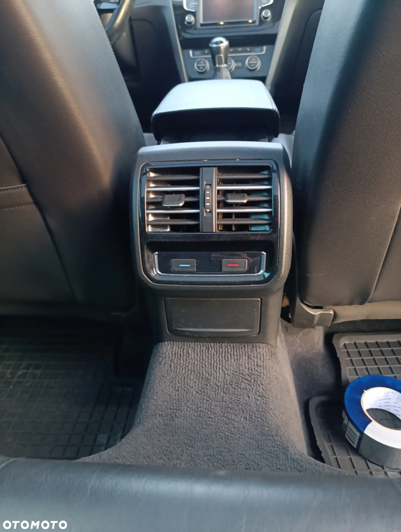 Volkswagen Passat 2.0 TDI BMT Highline - 36