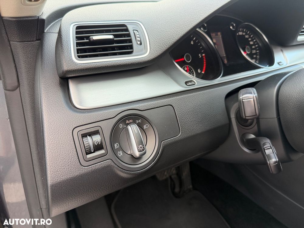 Volkswagen Passat CC 2.0 TDI BMT DSG - 14