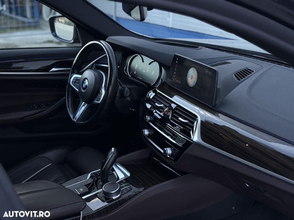 BMW Seria 5 530d xDrive Aut. - 16